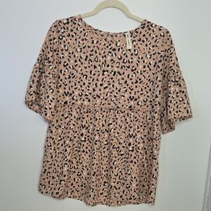 Vanilla Bay Pink Leopard Print Blouse